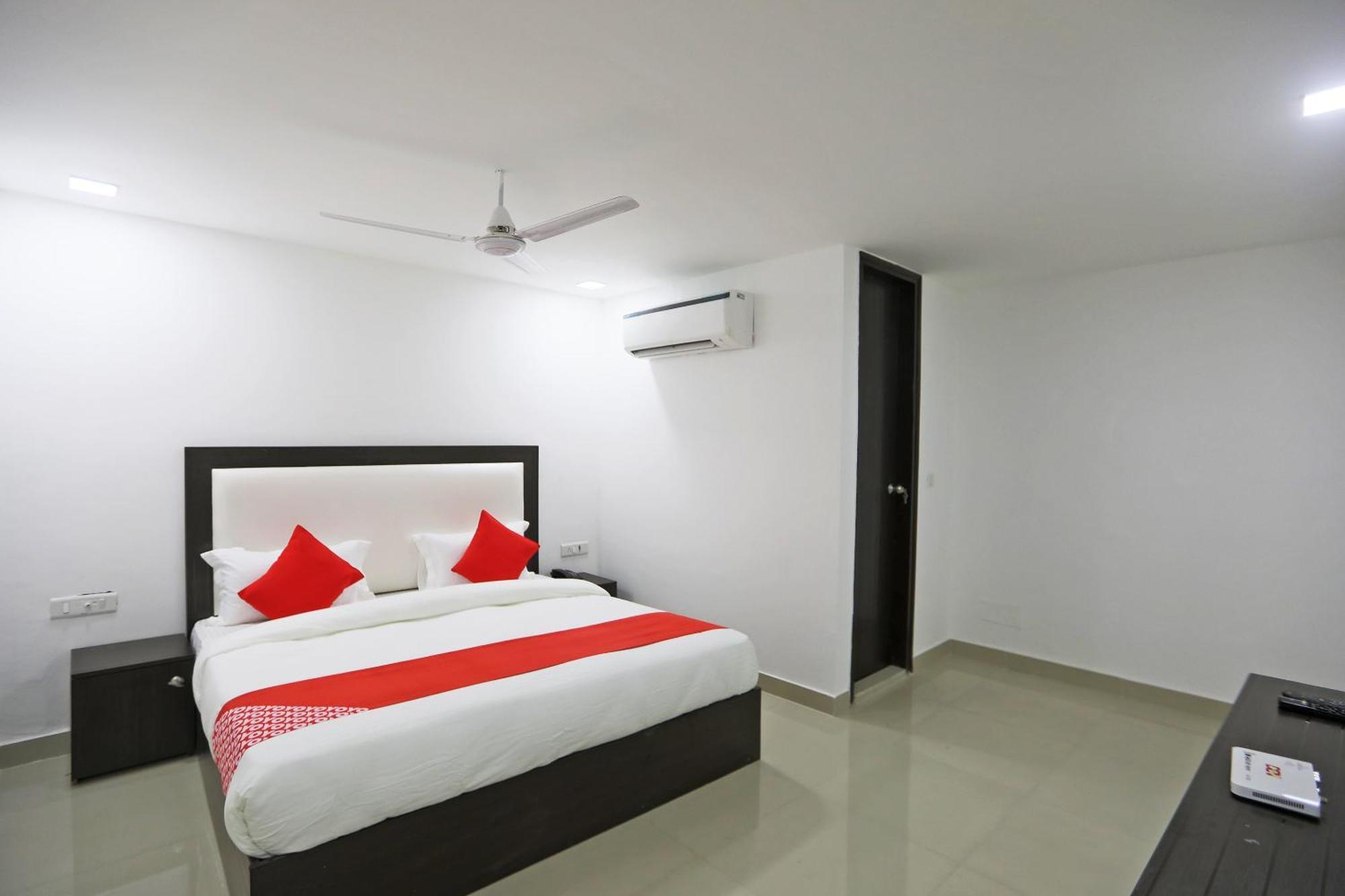 Hotel Townhouse South Lawn Neu-Delhi Exterior foto